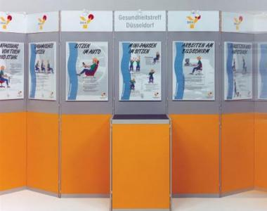 2 Coloured Display Set with Integrated Plinth